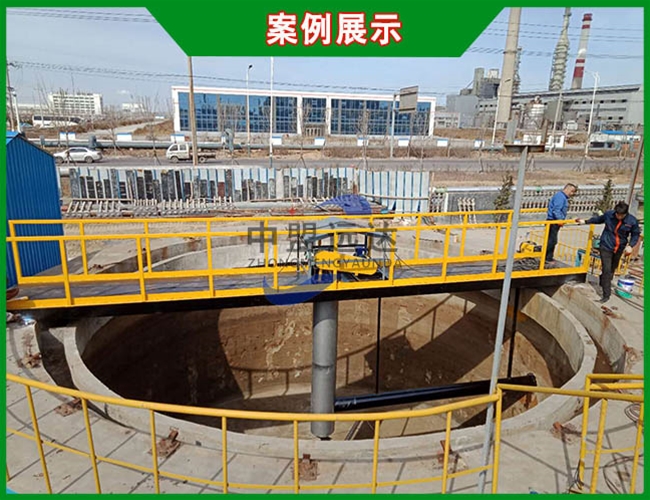 山东某化工厂刮吸泥机应用现场